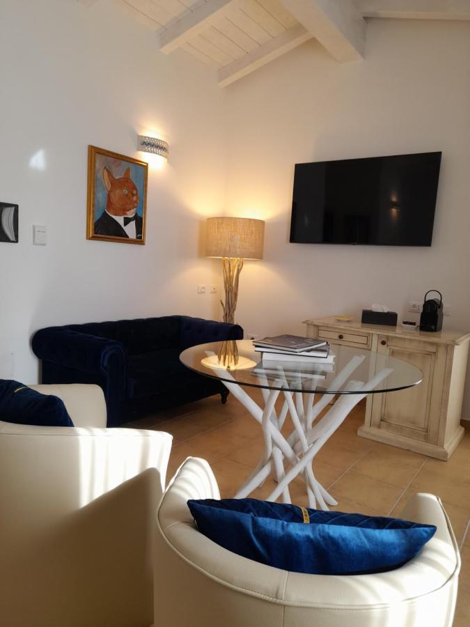 Maria Caderina Village Hotel 4*